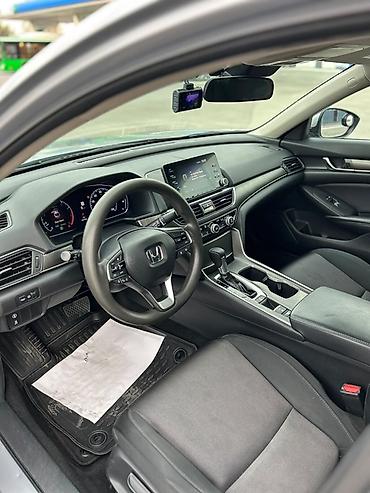 14: Honda Accord: 2018 г., 1.5 л, Автомат, Бензин, Седан — 7