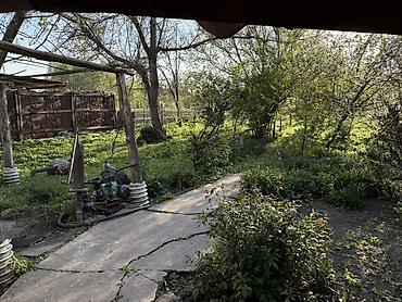 Продажа коттеджей и домов: Продаётся жилой дом с двором и хозяйственными постройками. - Отдельно — 24