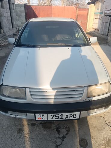 Volkswagen: Volkswagen Vento: 1994 г., 1.8 л, Механика, Бензин, Седан — 11