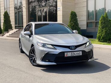 срочно продаю машину бишкек: Toyota Camry: 2019 г., 2.5 л, Автомат, Бензин, Седан