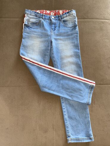 Cinslər və şalvarlar: От бренда Mothercare джинсывые брюки. В хорошем состоянии размер 7-8