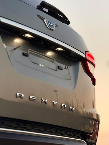 Другие автомобили: Внедорожник (5 дверей), цвет серый металлик. Основные особенности: - — 28