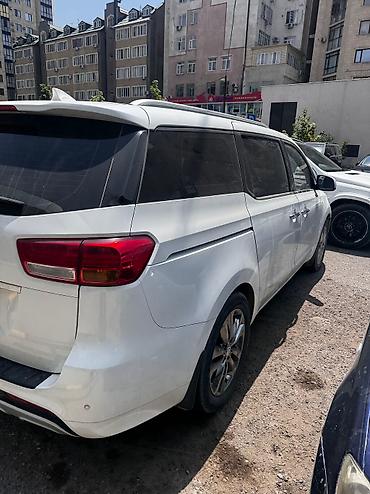freeways: Сдаю Kia Carnival, Почасово, С водителем, | Водительские права, От 18 лет, Залог — 3