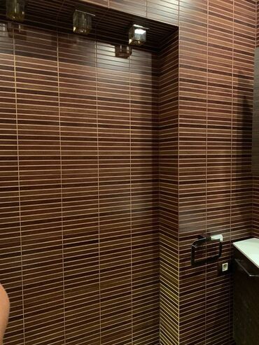 Köhnə tikili: 4 otaqli menzil m. Iceri Sheher.DUPLEX Mənzilin yerləşdiyi bina — 5