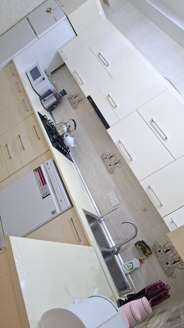 Köhnə tikili: Bakı, 3 otaqlı, Köhnə tikili, m. Qara Qarayev, 110 kv. m — 10