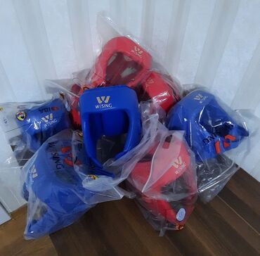 обувь для спорта: Продаю шлема wesing,все размеры в наличии, и цвета синий, красный