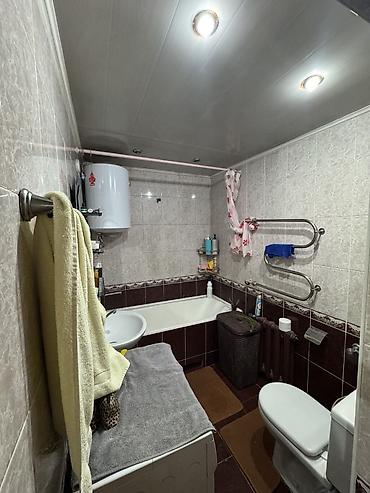 Үйлөр: 3 бөлмө, 61 м², 2 соток, Бишкек, Кыймылсыз мүлк агенттиги — 10