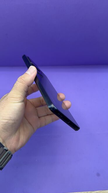 Poco: Poco F4, 256 ГБ — 3