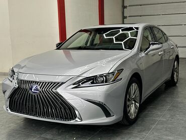 Lexus: Lexus ES: 2019 г., 2.5 л, Вариатор, Гибрид, Седан