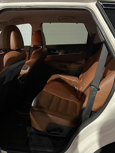 малибу 2 пример: Kia Sorento: 2018 г., 2.2 л, Автомат, Дизель, Кроссовер — 6