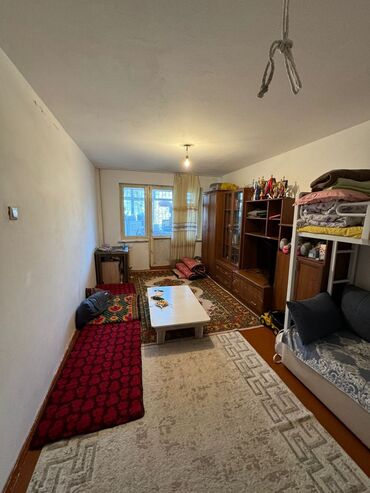 2 комнаты, 42 м², 104 серия, 2 этаж, Старый ремонт