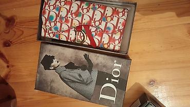 kisi ucun əl cantalari: Dior qadın pulqabı.orginaldi 170 manata alinib hediyye olunub istifade — 1