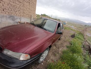 степ эреф 1: Daewoo Nexia: 1995 г., 1.5 л, Механика, Бензин, Седан