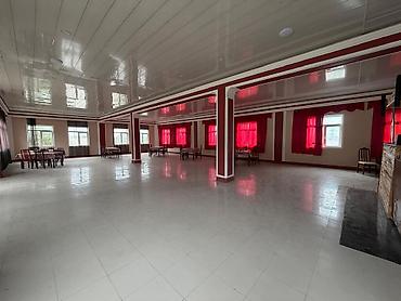 binəqədi: 200 kv bağlı zal,6 sota yaxın açığ həyət ərazisi arendaya — 9
