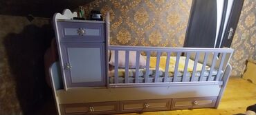 кровать двухспальная: Для мальчика, Б/у, Кровать, С подъемным механизмом, С матрасом, С выдвижными ящиками