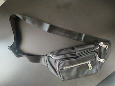 велосипед каталка: Qara bel/çiyin çantası (fanny pack) - Rəng: mat qara - Material: suya
