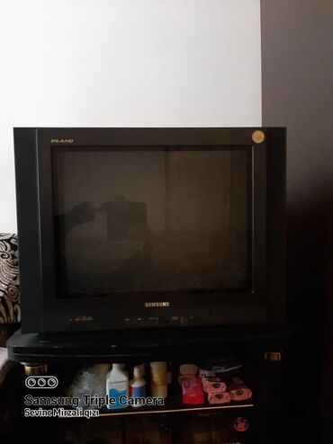 продаю телевизор: İşlənmiş Televizor Samsung 54" Ünvandan götürmə