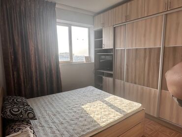 сдаю квартира 8000: 2 бөлмө, Кыймылсыз мүлк агенттиги, Чогуу жашоосу жок, Жарым -жартылай эмереги бар