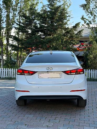 фольксваген тигуан л с: Hyundai Elantra: 1.6 л | 2018 г. Седан — 4