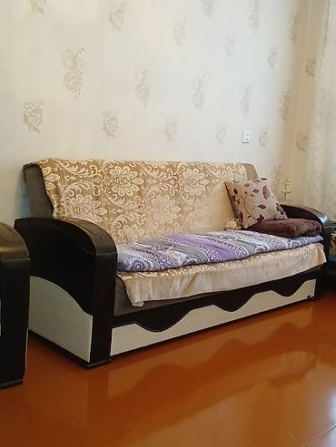 a class mebel: 1divan 2kreslo ela veziyyetdedi ciziqi siniqi oturulan yer mohkem — 3