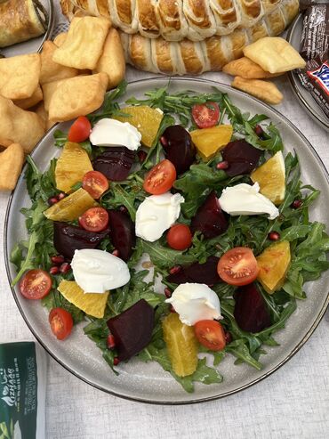 Готовые блюда, кулинария: Ассортимент салатов 1) Хрустящие баклажаны - Запечённые/обжаренные — 23