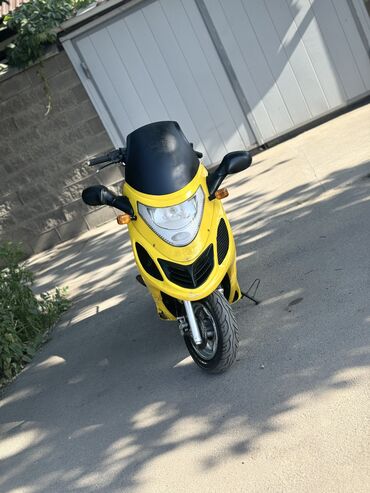 электромотоцикл бишкек цена: Продается отличный скутер 150куб Цена ниже рынка заводится с пол