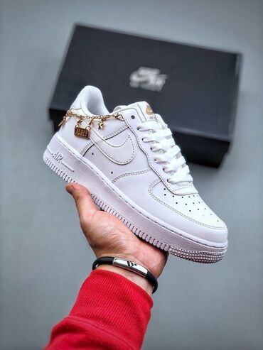 Women's Sneakers and athletic shoes: Nike, Ölçü: 38, rəng - Ağ, Yeni — 10