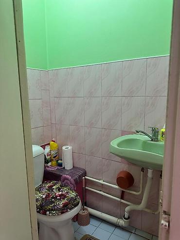 улан мкр: 🏠 СРОЧНО ПРОДАЁТСЯ 2-КОМНАТНАЯ КВАРТИРА 📍 Локация: г. Токмок, 3-й — 3