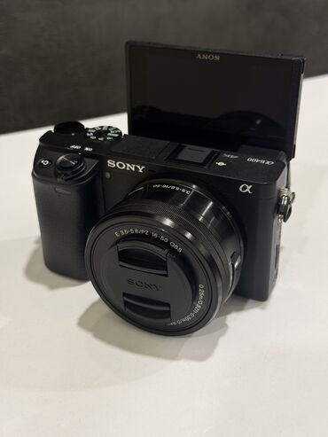 sony a6400: Sony a6400 + 16-50mm lens ideal vaziyyətdə. Aparat cəmi bir ay, çox