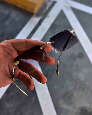 Eynəklər: Gün eynəyi, Maybach, Yeni lalafo.az -da Eynəklər: Gün eynəyi, Maybach, Yeni