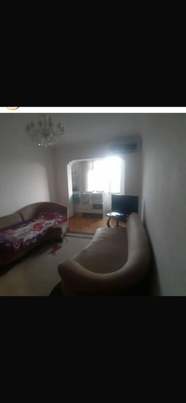 Kirayə mənzillər: İşləyən xanım olsun əlavə məlumat üçün zng ve ya vpda yaza bilərsiz