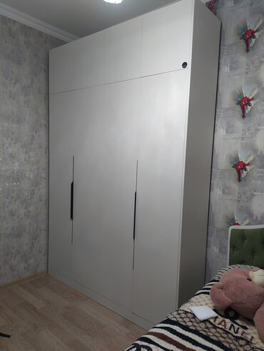 mebel qulpu: Yeni, Açılan, 4 qapılı Düz dolab, Qarderob, paltar dolabı, Azərbaycan