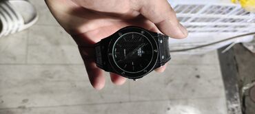 мужской кашалек: Hublot часы продаю или меняю прошу 3500 сом вторые часы тоже Hublot