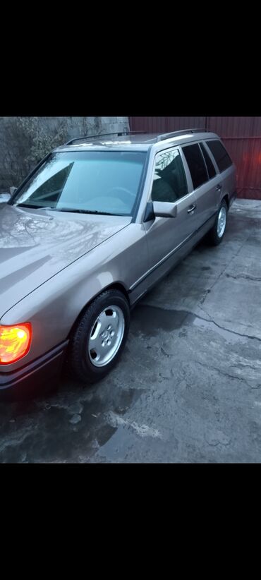 купить мерседес спринтер рефрижератор в москве: Mercedes-Benz W124: 1989 г., 2.2 л, Механика, Бензин, Универсал