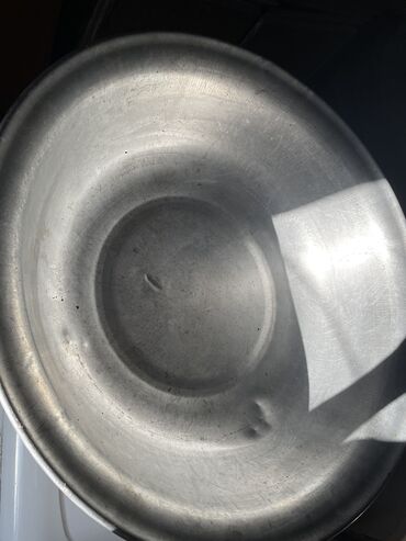 алюминиевая посуда: Алюминиевая чаша, емкостью 20 литров