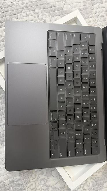 Ноутбуки Apple (MacBook): Для программирования, Apple M5, ОЗУ, RAM: 16 ГБ — 8