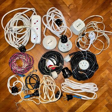 baku electronics planşetlər: Hamısı birlikdə 10 azn, detal üçündür. Ünvan 8-ci mikrorayon, Azadlıq at lalafo.az baku electronics planşetlər: Hamısı birlikdə 10 azn, detal üçündür. Ünvan 8-ci mikrorayon, Azadlıq