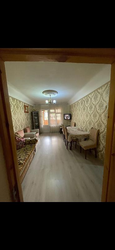 Uzunmüddətli kirayə mənzillər: Mingecevir şeheri Nermanov 8 3cu mertebede 3 otagli tam eşyali -da lalafo.az — 2 Uzunmüddətli kirayə mənzillər: Mingecevir şeheri Nermanov 8 3cu mertebede 3 otagli tam eşyali — 2