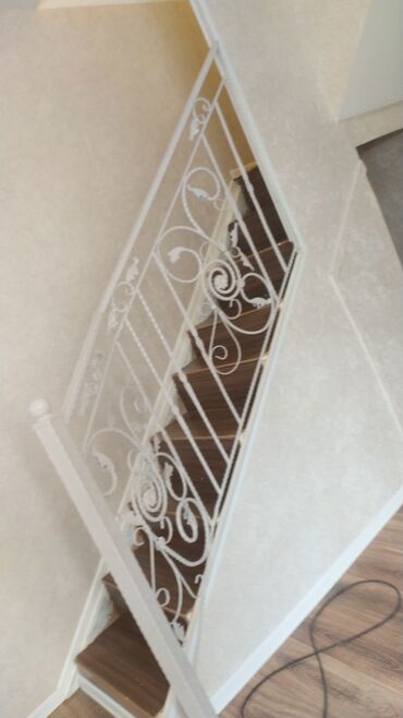 Pilləkən məhəccərləri: Dəmir qapı və məhəccər – bəzəkli sənətkarlıq işi - Material: qalın — 3