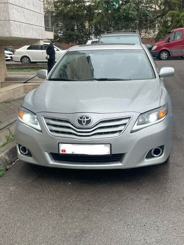 шины на степвагон: Toyota Camry седан, серебристый цвет, кузов XV40 (рестайлинг)