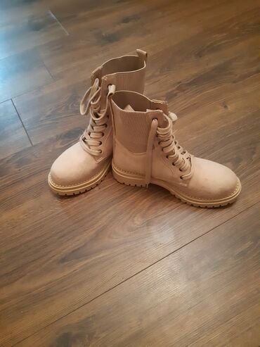 женские леггинсы на флисе: Qış dəsti – qadın üçün 1) Bej rəngli qadın hərbi tərzli çəkmələr -