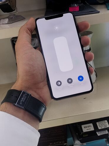 Apple iPhone: IPhone 11 Pro, 64 GB, Qızılı, Face ID