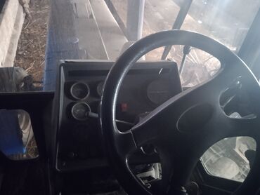 Тракторы МТЗ (Беларус): Трактор шаймандары менен сатылат — 17