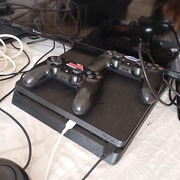 oyun direksiyonu: PlayStation 4 Slim oyun seti – yarış simulyatoru komplekti Tərkib: - — 4