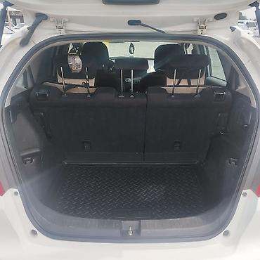 fit 2012: Honda Fit: 2010 г., Вариатор, Бензин, Хэтчбэк — 9