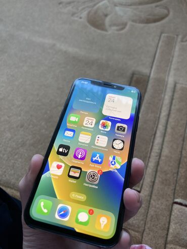 Apple iPhone: IPhone X, Б/у, 64 ГБ, Черный, Чехол, 60 % — 2