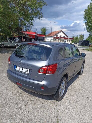 Nissan: Nissan Qashqai: 1.5 l | 2008 г. SUV/4x4 — 7