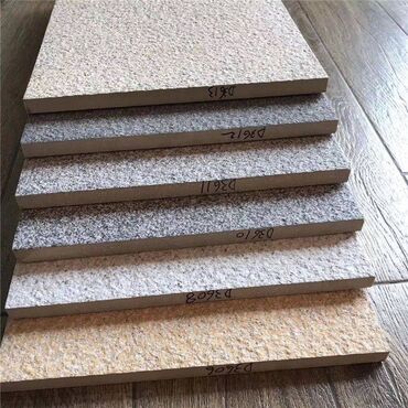 Bricks, Cinder Blocks & Foam: Плочице су из Гуангдонга, Кина, доброг су квалитета и имају димензије