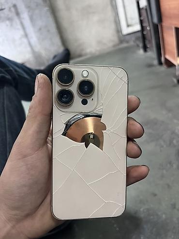 kamere: IPhone 15 Pro, 64 GB, Desert Titanium, Qırıq — 6