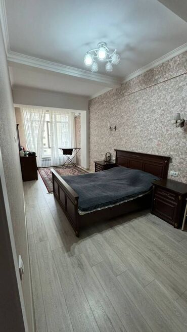 агенство кыргыз недвижимость: 1 комната, 45 м², 6 этаж, Евроремонт